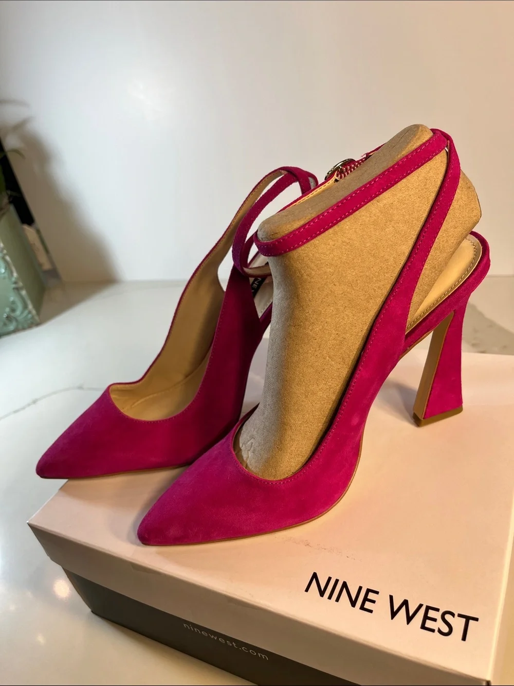 Nine West Dark Pink Suede Ankle Strap Pointed-Toe Slingback Heels New 7 M - Picture 10 of 14